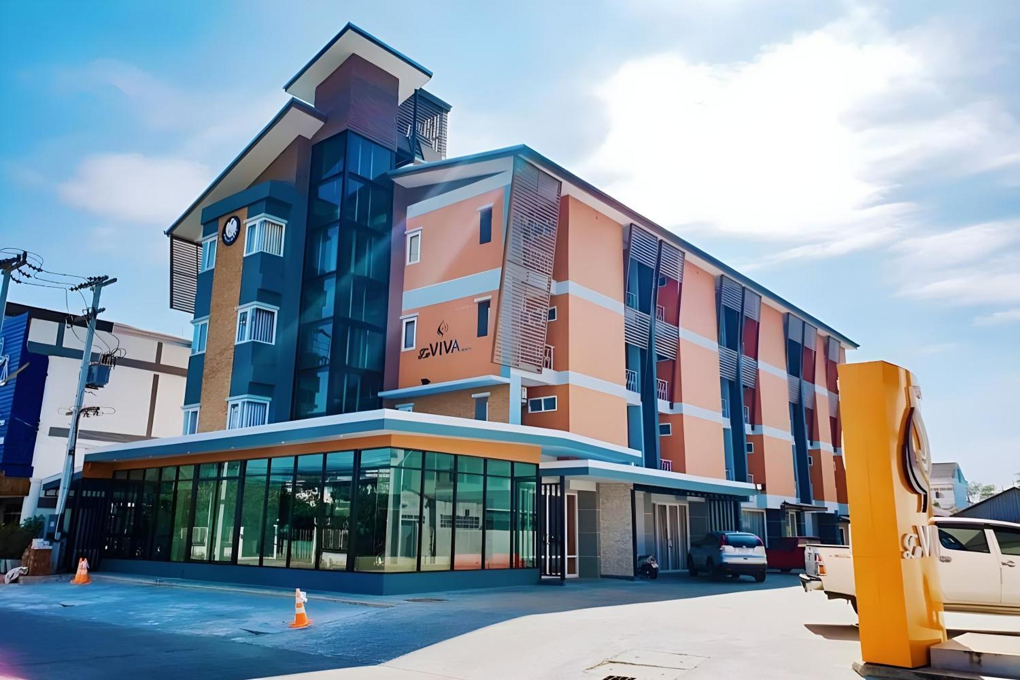 La Viva Hotel Бурирам Экстерьер фото